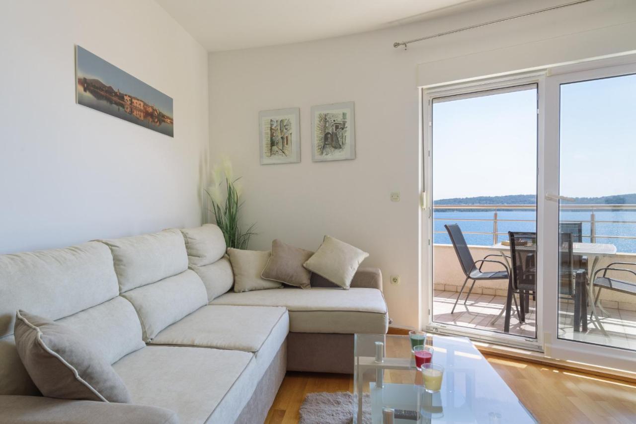 Apartment Marijana Trogir Eksteriør billede