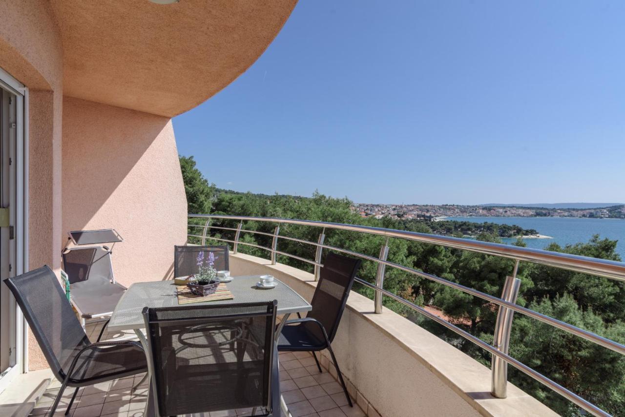 Apartment Marijana Trogir Eksteriør billede